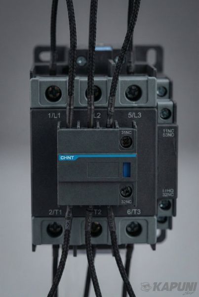 Контактор для конденсаторних установок (КУ) NXCC-9512, 95A, котушка 220V AC 50/60Hz, 1NO+2NC, 60.4 kVAr (400V) 506934 фото